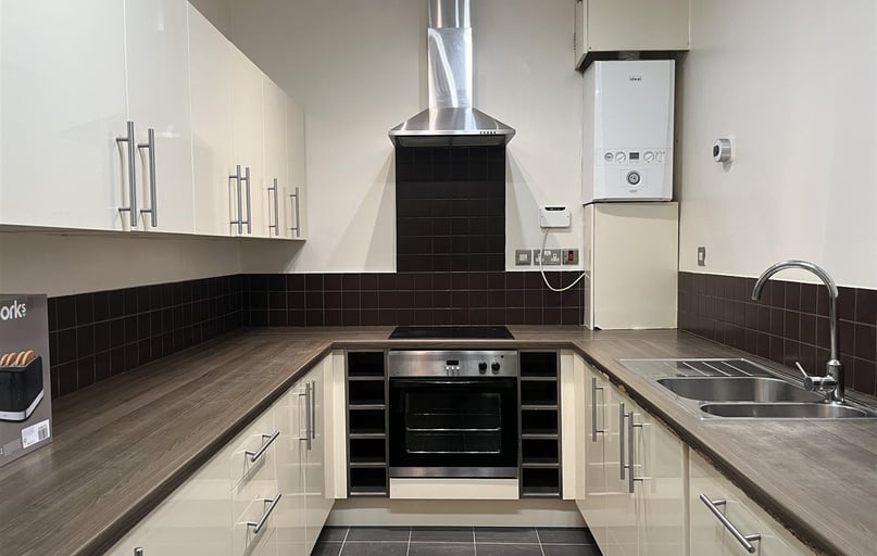 George House, Jesmond, Newcastle - Image 1